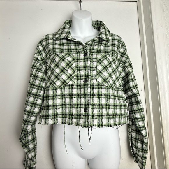 RSQ Green Plaid Cropped Shirt - Picture 4 of 4